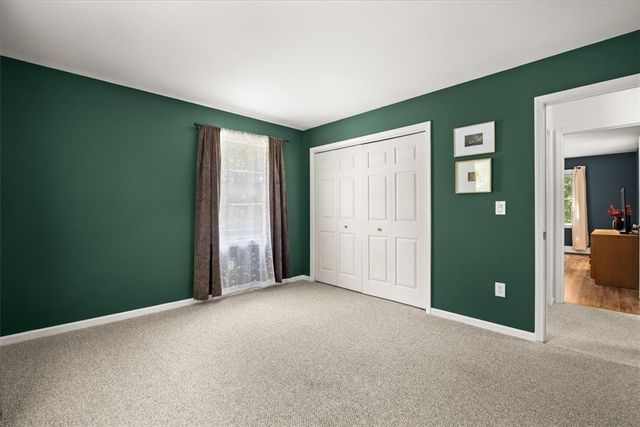 2 Lafayette Drive, Bristol, RI 02809