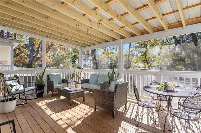 742 Pearce SW Street, Atlanta, GA 30310