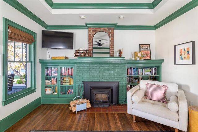 742 Pearce SW Street, Atlanta, GA 30310