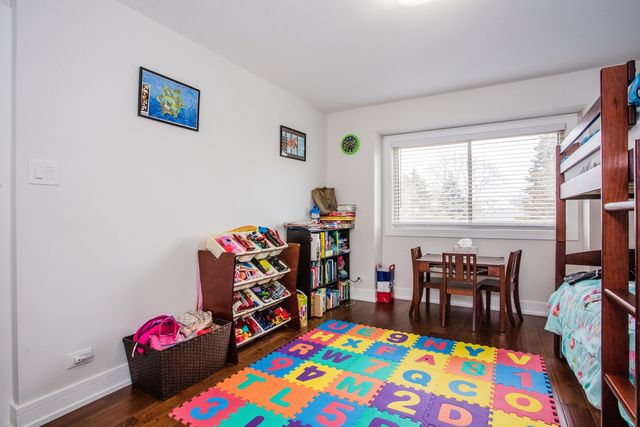 431 N Northwest Highway B, Park Ridge, IL 60068