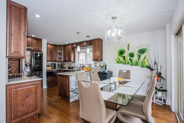 431 N Northwest Highway B, Park Ridge, IL 60068