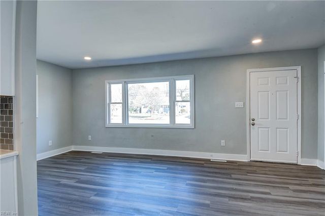 503 Bunche BLVD, Portsmouth, VA 23701