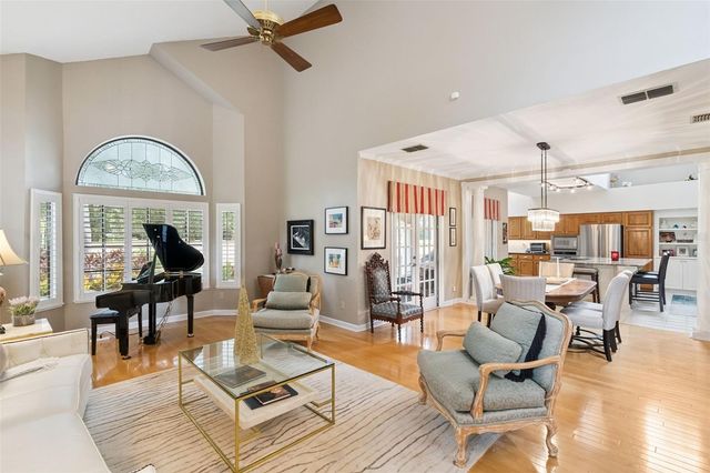 2476 VIA GENOVA, Apopka, FL 32712