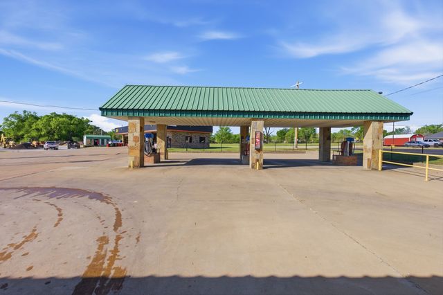 315 W Lennon, Emory, TX 75440
