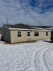 E7633 1400th Avenue, New Auburn, WI 54757