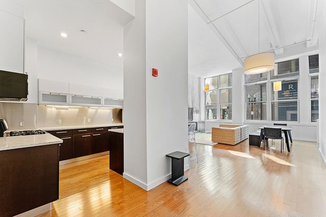 88 Kingston Street 1F, Boston, MA 02111