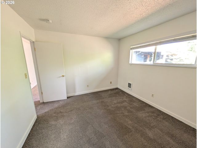5630 Se 88TH Ave, Portland, OR 97266