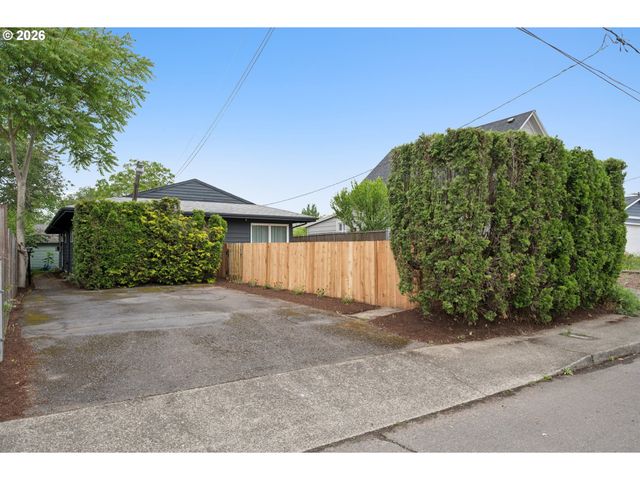 5630 Se 88TH Ave, Portland, OR 97266