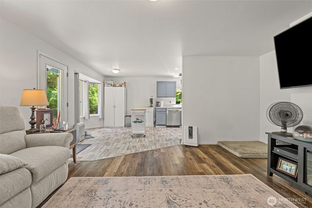 27507 72nd Avenue E, Graham, WA 98338