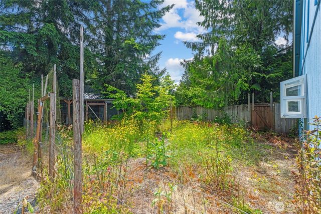 27507 72nd Avenue E, Graham, WA 98338