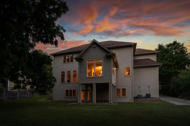 2635 Nathan Lane N, Plymouth, MN 55441