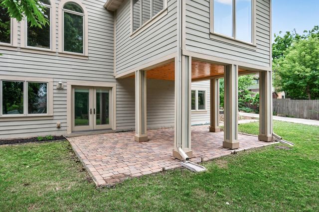 2635 Nathan Lane N, Plymouth, MN 55441