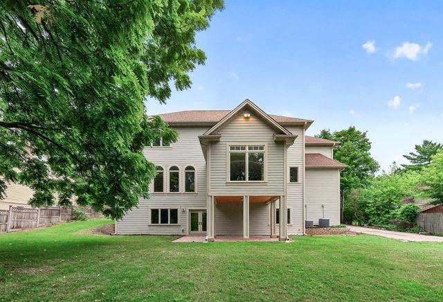2635 Nathan Lane N, Plymouth, MN 55441