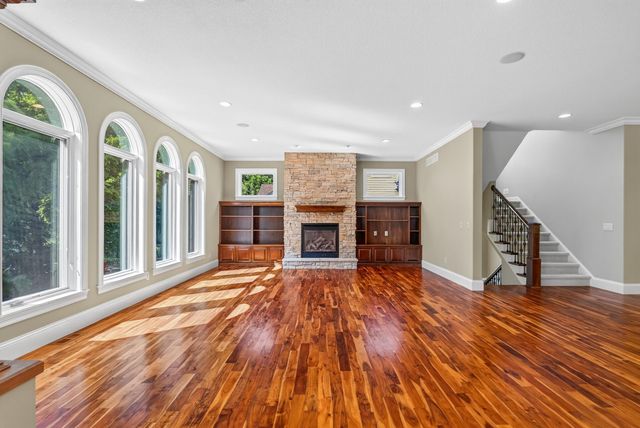 2635 Nathan Lane N, Plymouth, MN 55441
