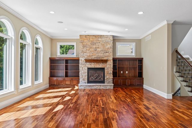 2635 Nathan Lane N, Plymouth, MN 55441
