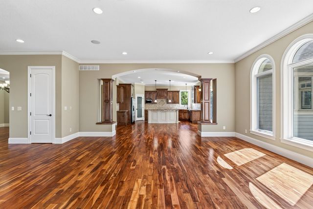 2635 Nathan Lane N, Plymouth, MN 55441