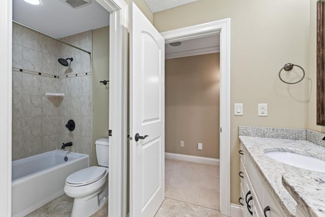 2635 Nathan Lane N, Plymouth, MN 55441