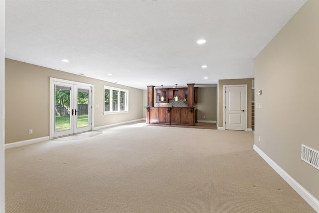 2635 Nathan Lane N, Plymouth, MN 55441