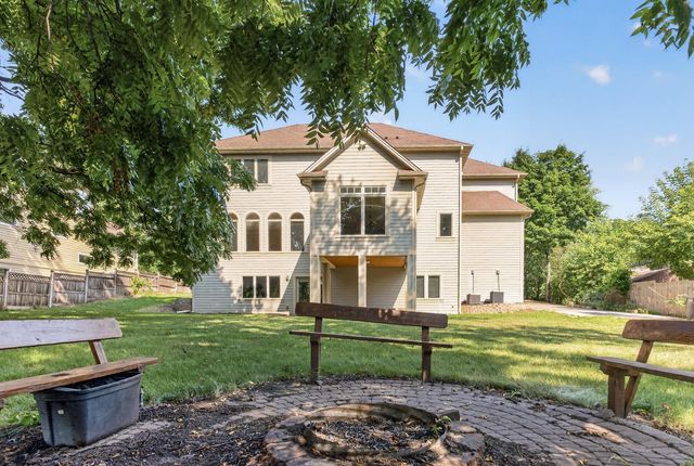 2635 Nathan Lane N, Plymouth, MN 55441