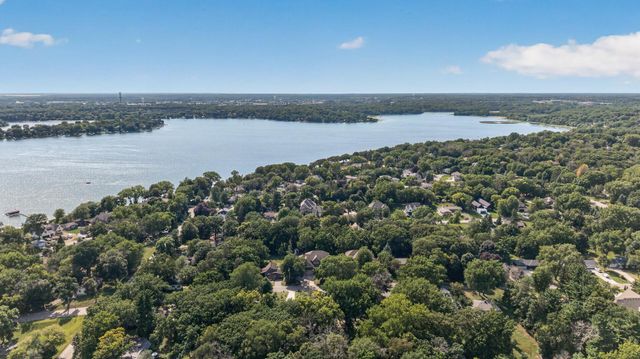 2635 Nathan Lane N, Plymouth, MN 55441
