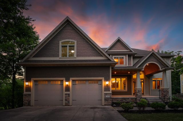 2635 Nathan Lane N, Plymouth, MN 55441