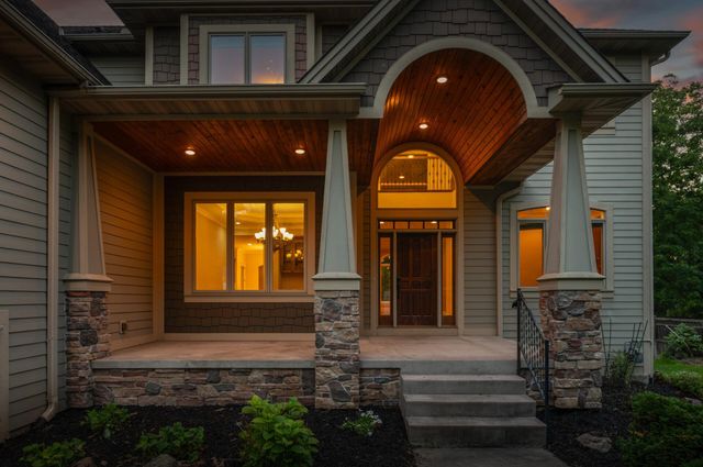 2635 Nathan Lane N, Plymouth, MN 55441