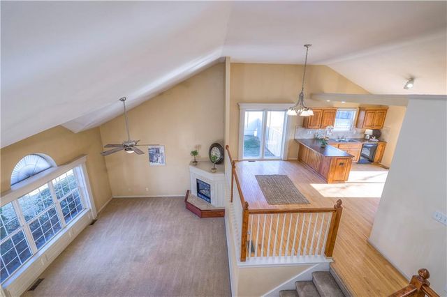 385 W Sunset Street, Gardner, KS 66030