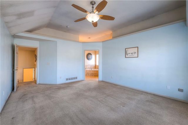 385 W Sunset Street, Gardner, KS 66030