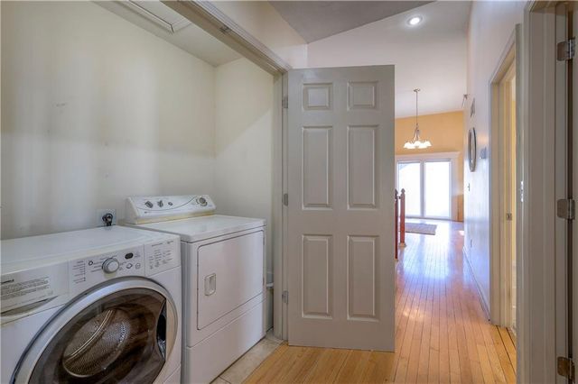 385 W Sunset Street, Gardner, KS 66030