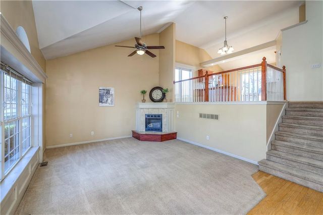 385 W Sunset Street, Gardner, KS 66030