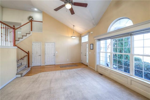 385 W Sunset Street, Gardner, KS 66030