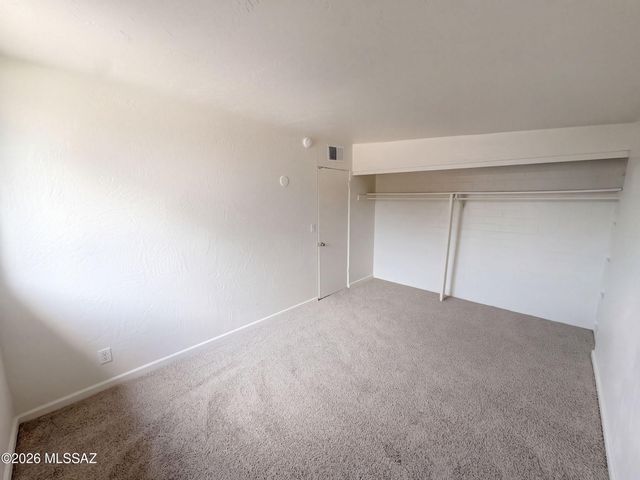 4252 E Sylvane Drive, Tucson, AZ 85711