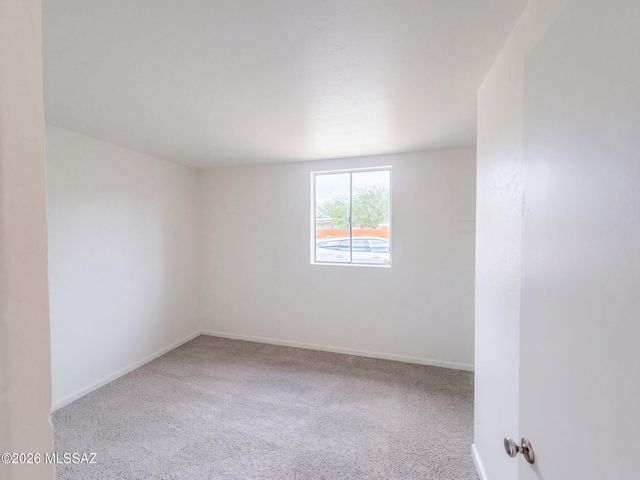 4252 E Sylvane Drive, Tucson, AZ 85711
