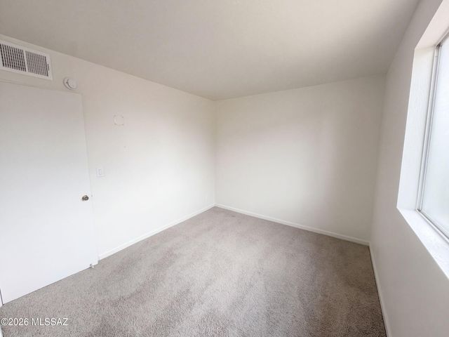 4252 E Sylvane Drive, Tucson, AZ 85711