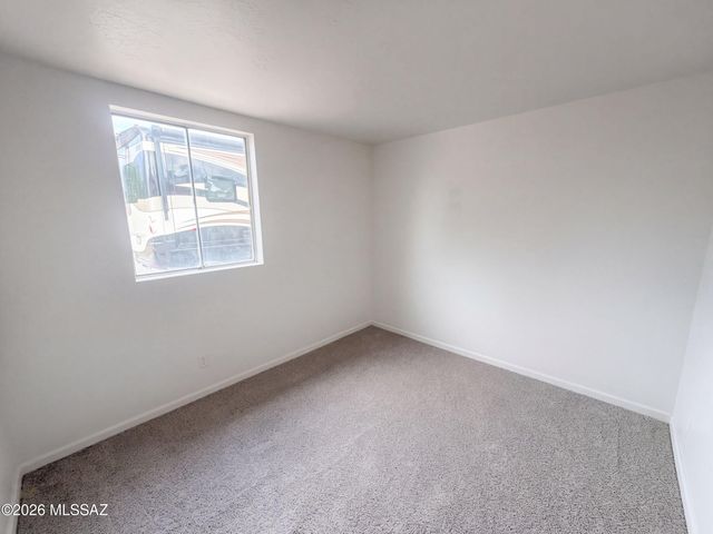 4252 E Sylvane Drive, Tucson, AZ 85711