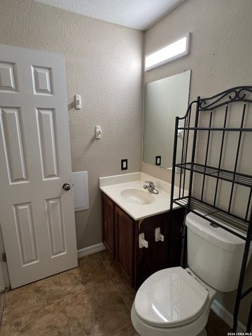 3604 FARALLON ISLE, San Antonio, TX 78245