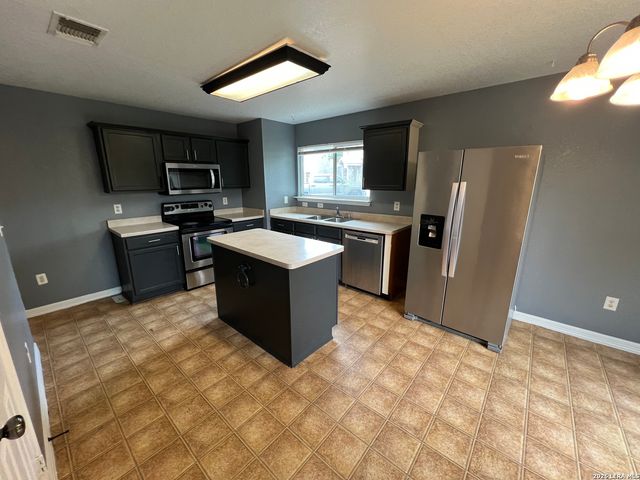 3604 FARALLON ISLE, San Antonio, TX 78245