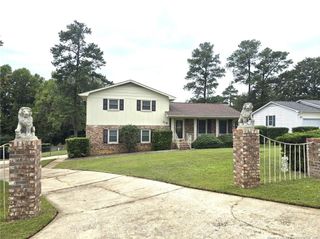 119 Ingleside Drive, Fayetteville, NC 28303