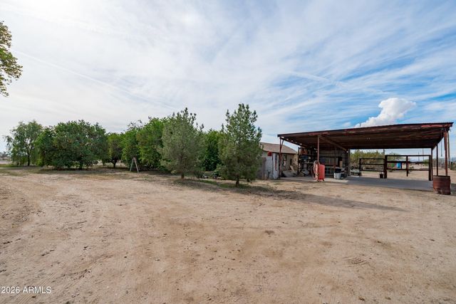 33228 W SUNLAND Avenue, Tonopah, AZ 85354