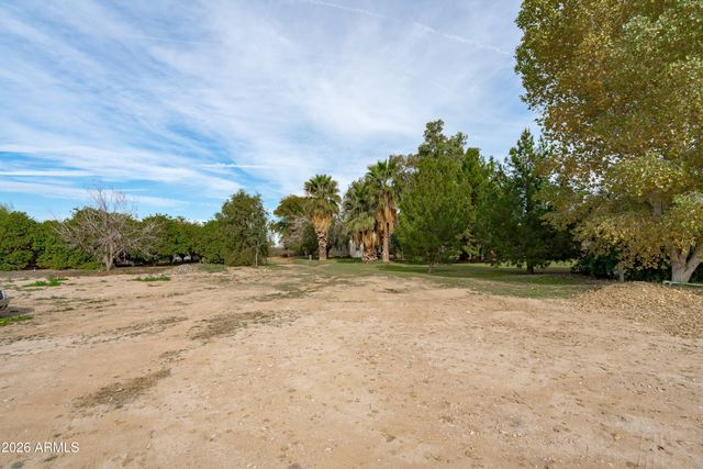 33228 W SUNLAND Avenue, Tonopah, AZ 85354