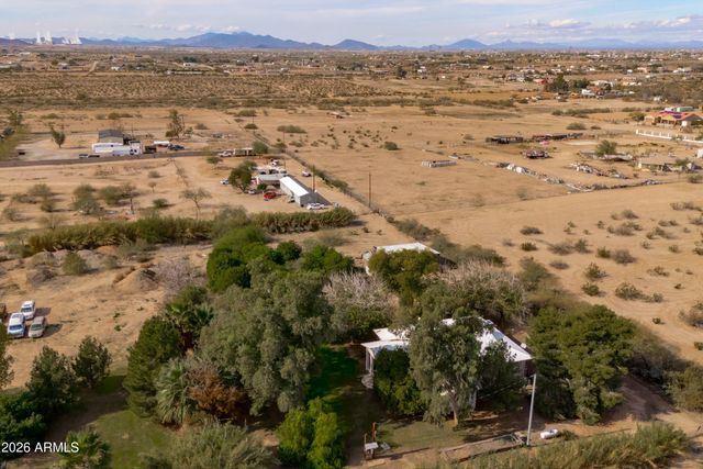 33228 W SUNLAND Avenue, Tonopah, AZ 85354