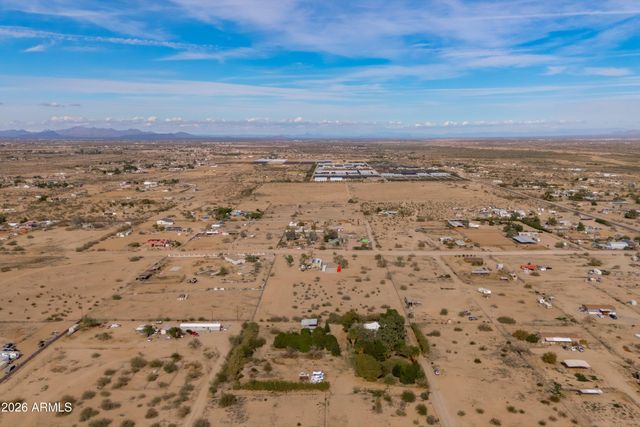 33228 W SUNLAND Avenue, Tonopah, AZ 85354
