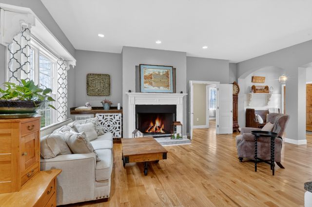 8338 Guthrie Rd, Cross Plains, TN 37049