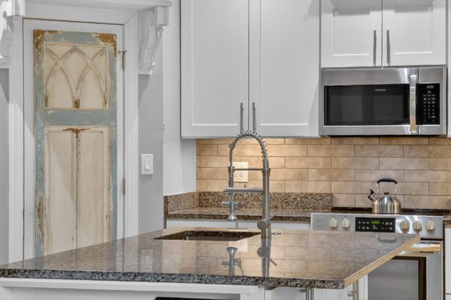 8338 Guthrie Rd, Cross Plains, TN 37049