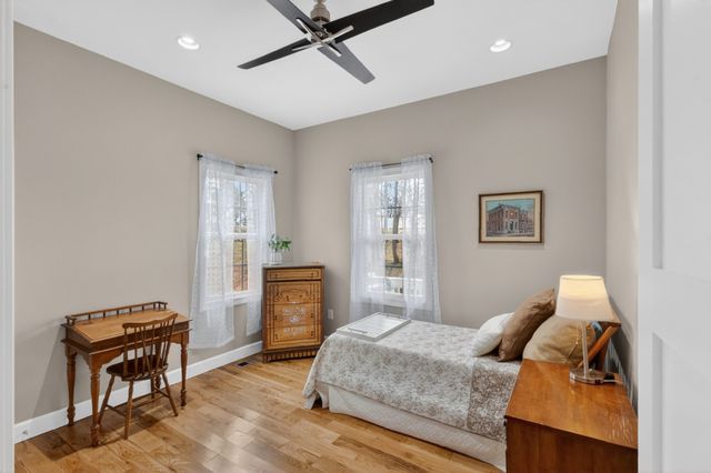 8338 Guthrie Rd, Cross Plains, TN 37049