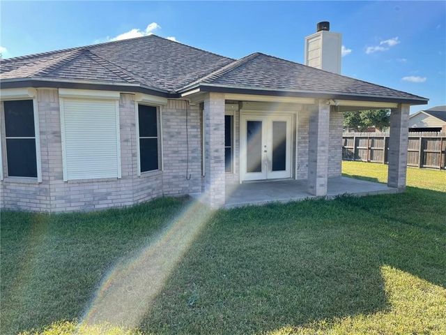 7902 Snake River Dr, Corpus Christi, TX 78414