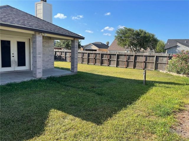 7902 Snake River Dr, Corpus Christi, TX 78414