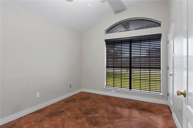 7902 Snake River Dr, Corpus Christi, TX 78414