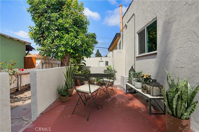 2525 Fashion Avenue, Long Beach, CA 90810