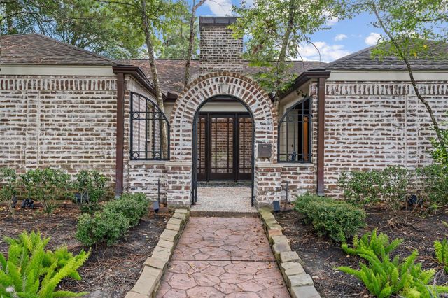 10007 Cedar Creek Drive, Houston, TX 77042